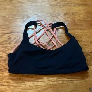Lululemon bra